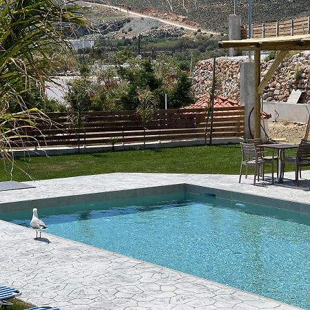 Grande Blue Suites With Private Bay Архангелос Экстерьер фото