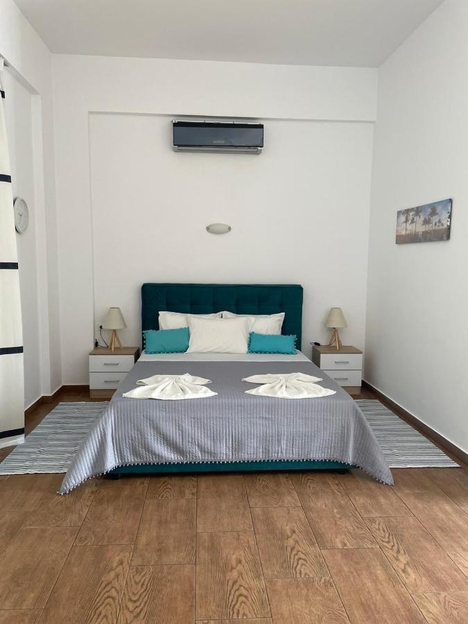 Grande Blue Suites With Private Bay Архангелос Экстерьер фото