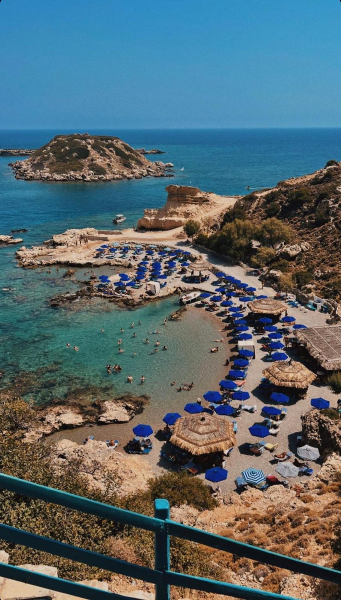 Grande Blue Suites With Private Bay Архангелос Экстерьер фото